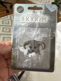 Pin przypinka Skyrim gra Bethesda limitowana nowa