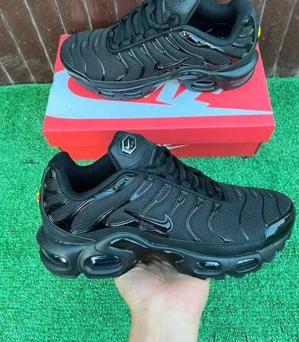 "Buty Trampki" Nike_Air_Max_TN_Plus_Black_R.39