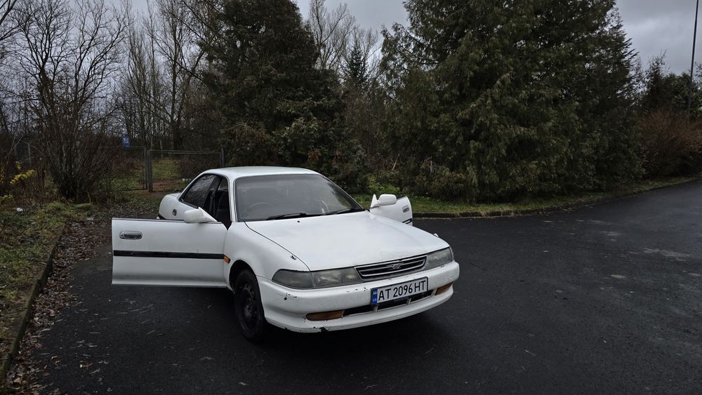 Toyota Corona Exiv ST182