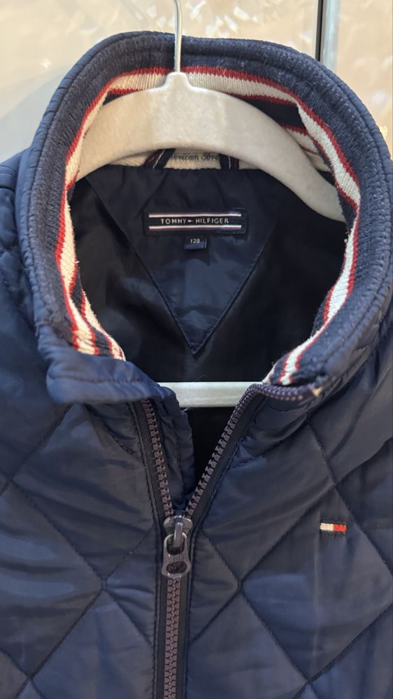 kurtak tommy hilfiger 8 lat