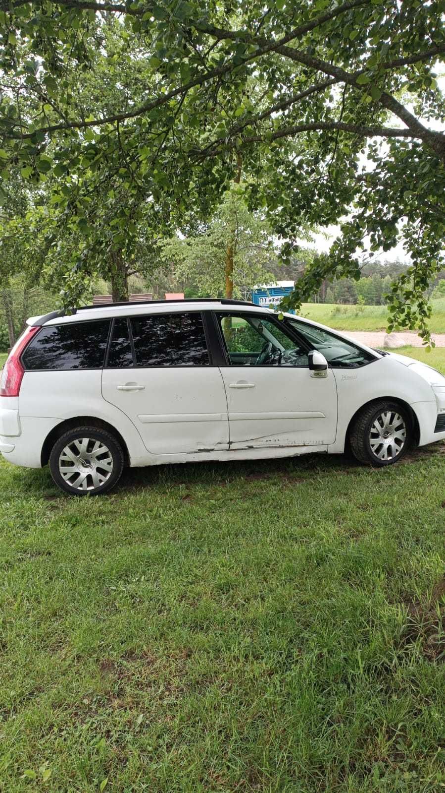 auto wygodne do drobnych napraw