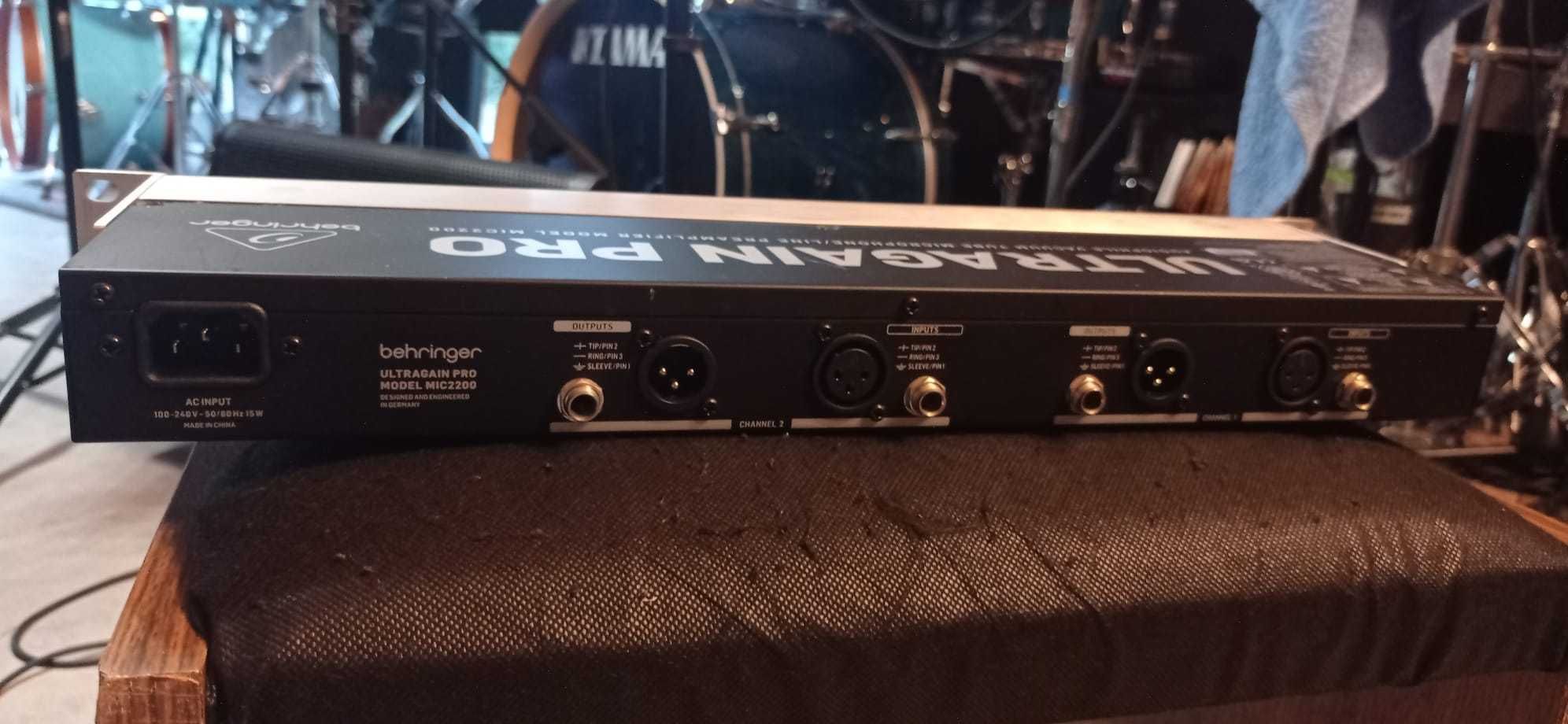 Behringer Mic 2200