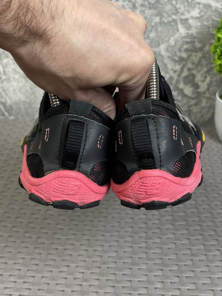 New Balance Minimus кроссовки 41 размер спортивные женские оригинал