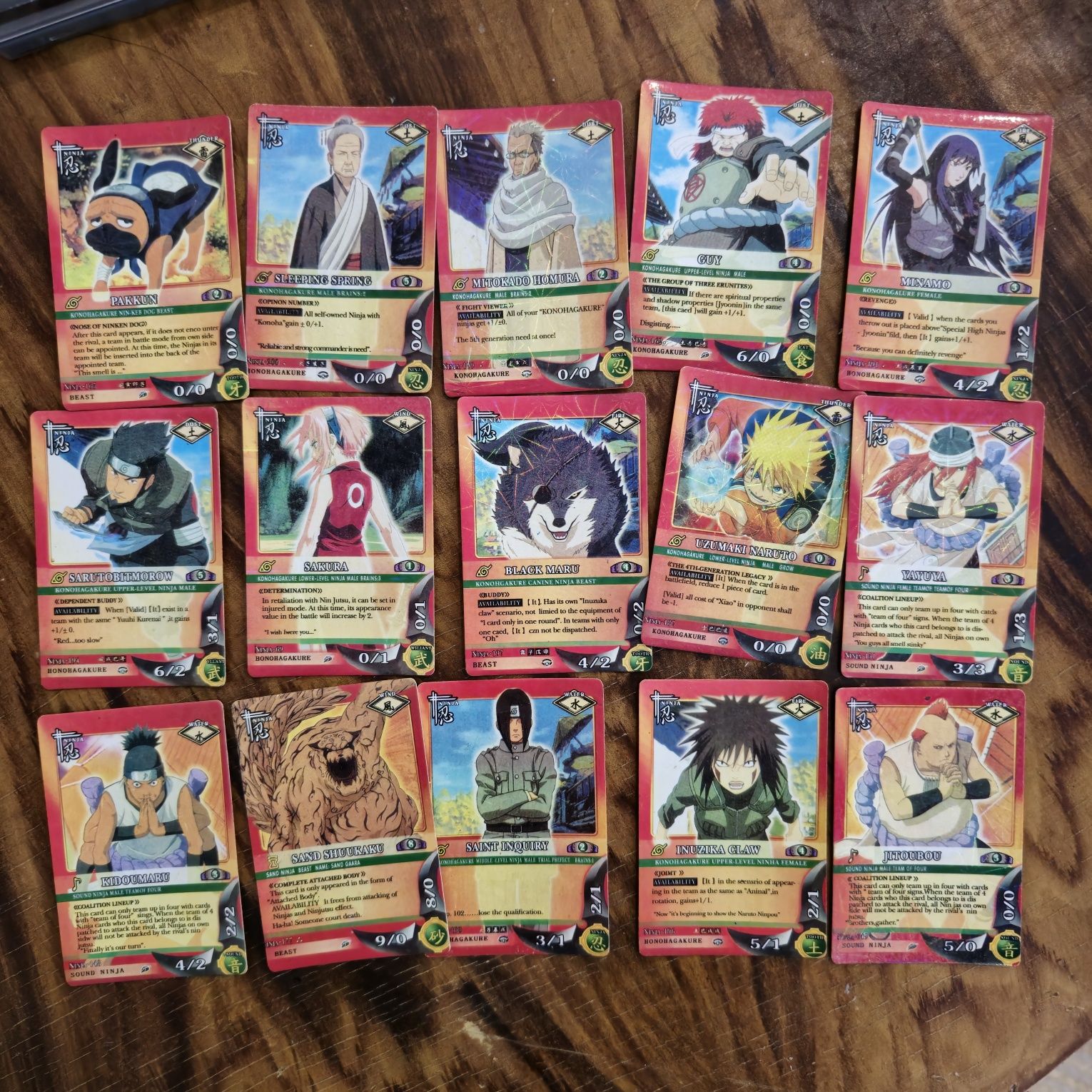 Kolekcja kart Naruto i Bakugan