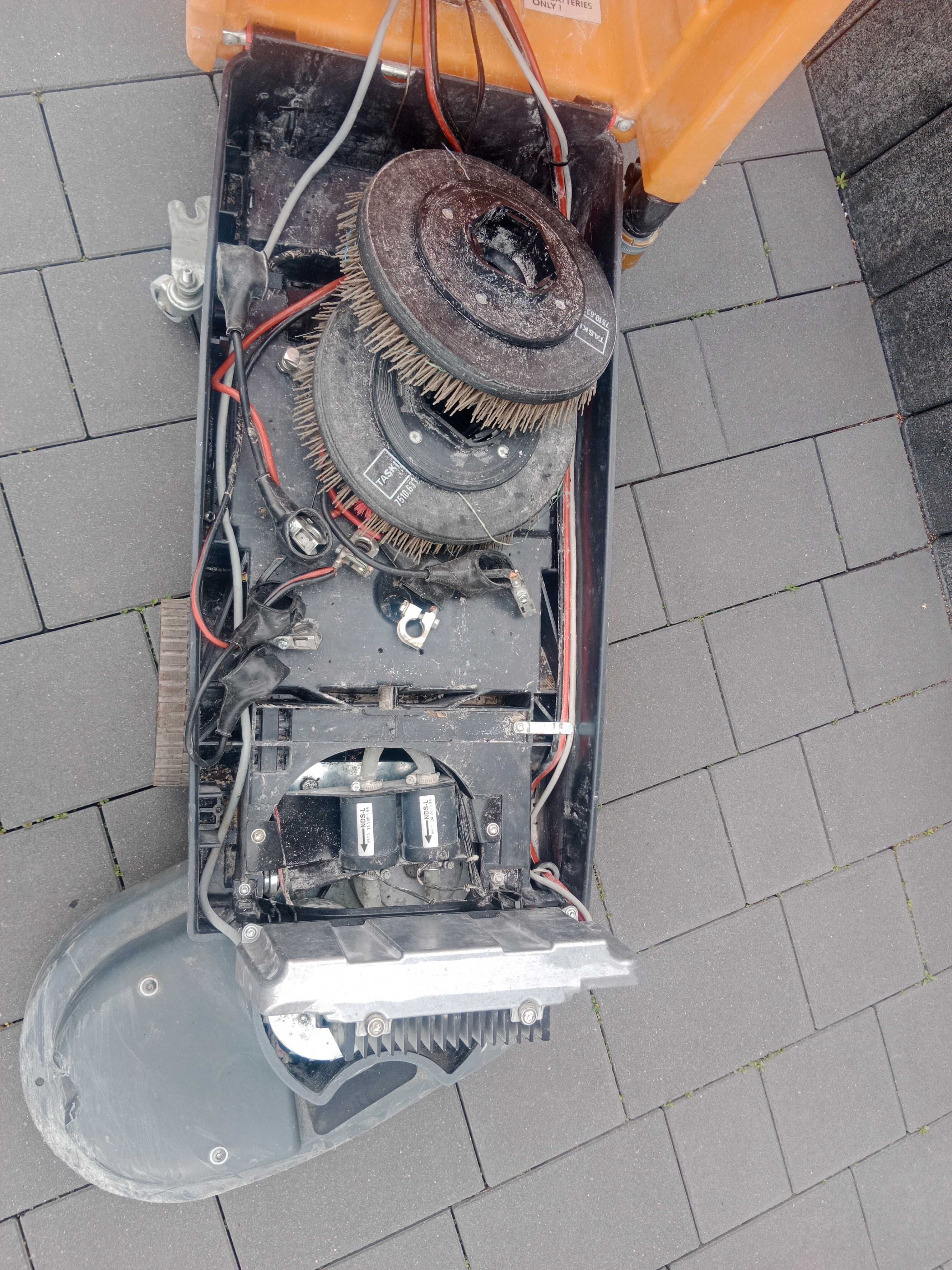 Szorowarka Taski Swingo 1250 b automat szorujący