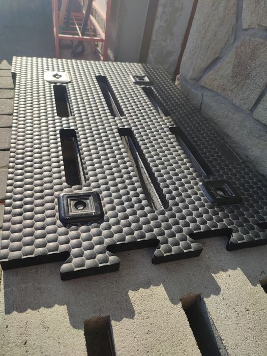Mata gumowa na ruszty betonowe dla bydła