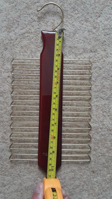 Вешалка для гастуков