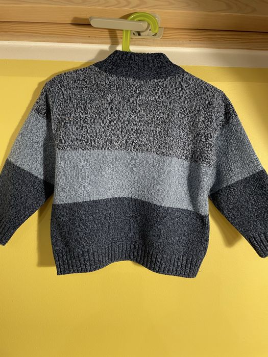 Sweter w paski rozsuwana