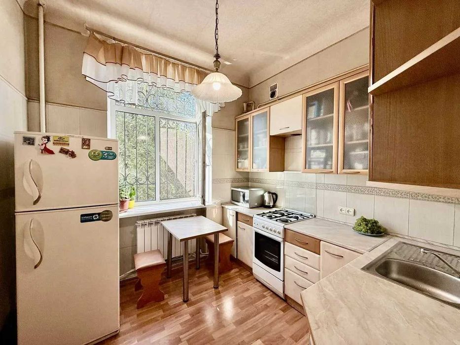 Продам 2к квартиру. Инд.газ. отопление, ремонт, пр. Яворницкого/Центр.