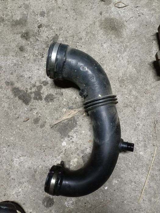 Rura turbiny Renault Vivaro 1.9 DCI