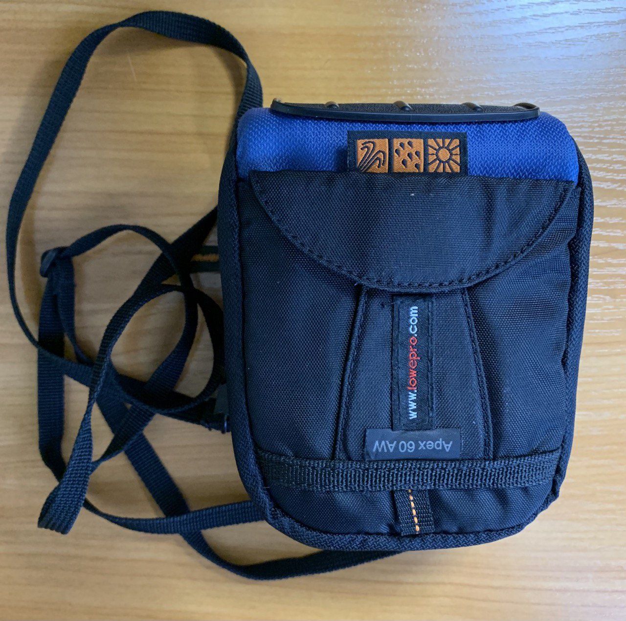 Сумка Lowepro Apex 60 AW