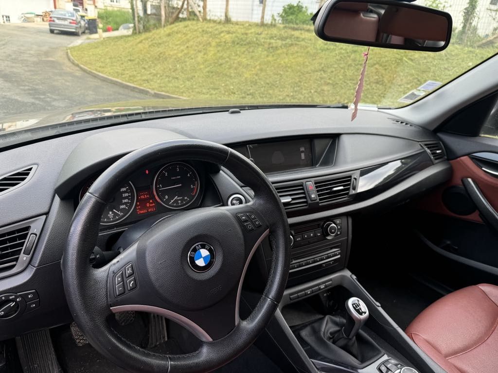 Bmw X1  20. 177cv extras