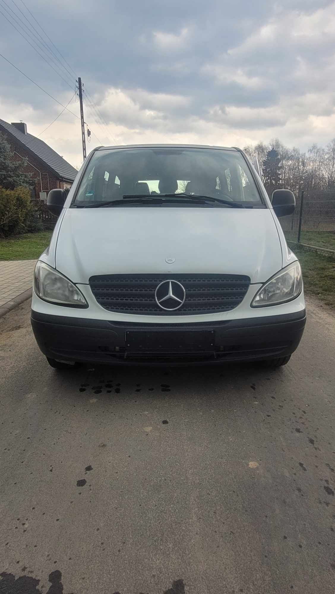 Mercedes Vito 2,2   9 osobowy 9 siedzeń