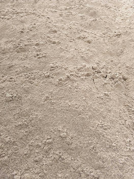 Piasek beton czarnoziem ziemia piach transport tłuczeń żwir wywrotka