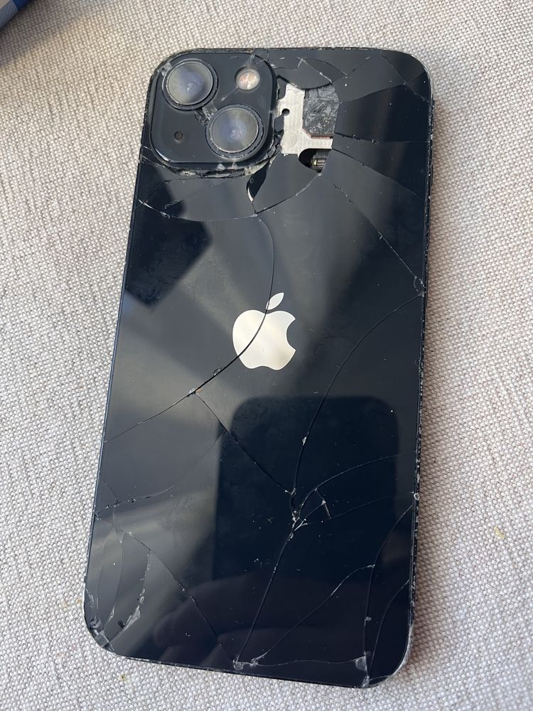 Корпус iphone 13