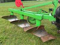 Sprzedam pług bomet U-173/1                            3-skibowy