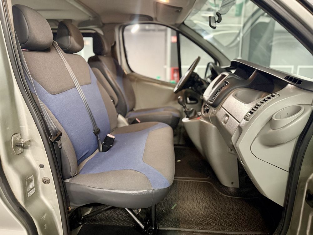 Renault Trafic 9 Lugares