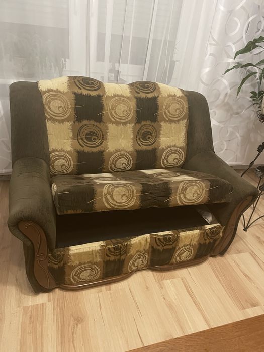 Sofa rozkladana i z pojemnikiem nie rozkladana