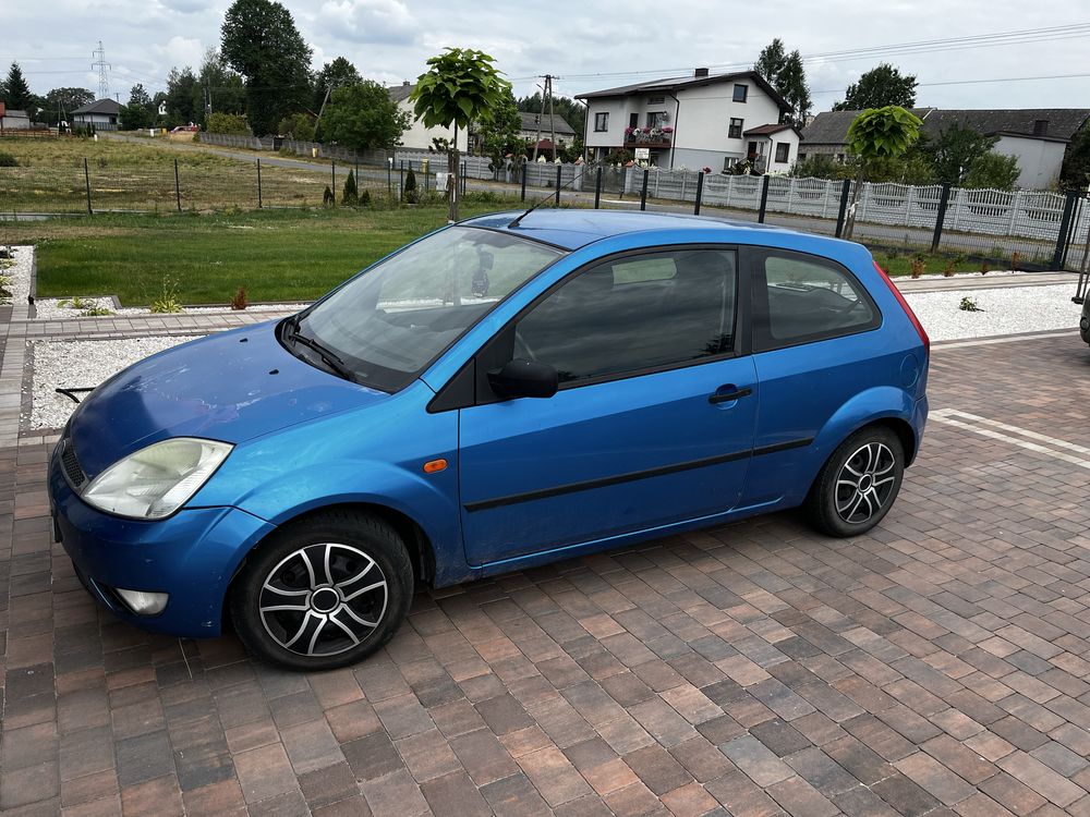 Ford fiesta mk6 1.6 101 km