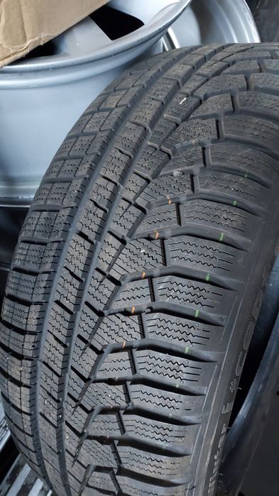 Opony zimowe Hankook 225/55R17 101V 19r. 7,5mm 2szt