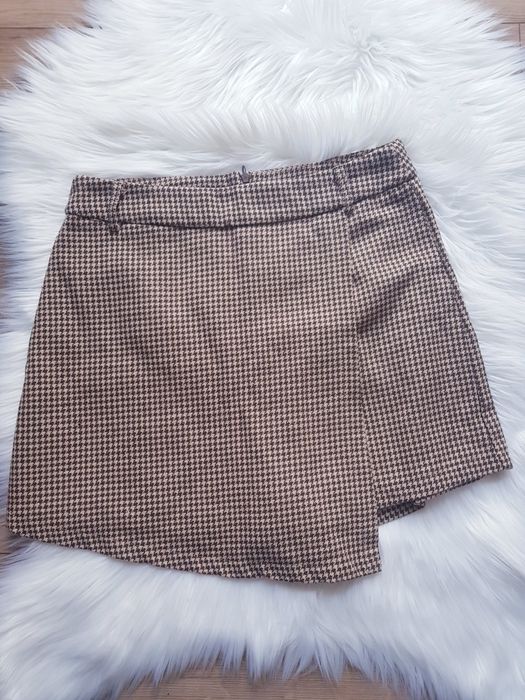 Spòdnico spodenki szorty damskie z wysokim stanem marki Shein rozS/M.