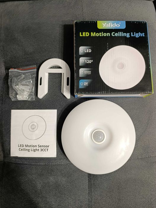 Lampa sufitowa LED 15W z czujnikiem ruchu 15cm IP44 3 barwy