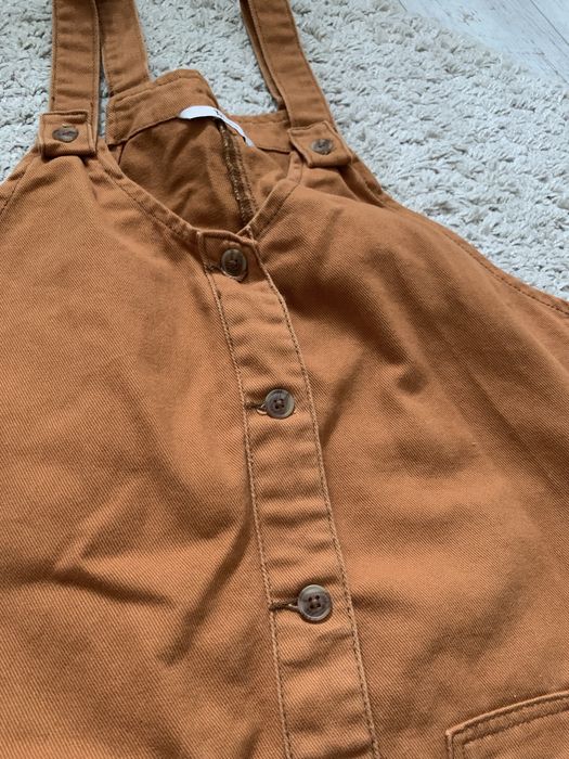 pomarańczowy sarafan zapinany na guziki tu