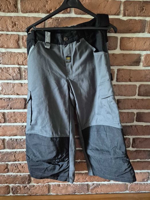 Work ZONE by Engel spodnie robocze z kieszeniami 3/4 nowe z metką