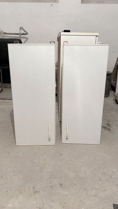 KOMPLET łazienkowy 3 szafki + lustro