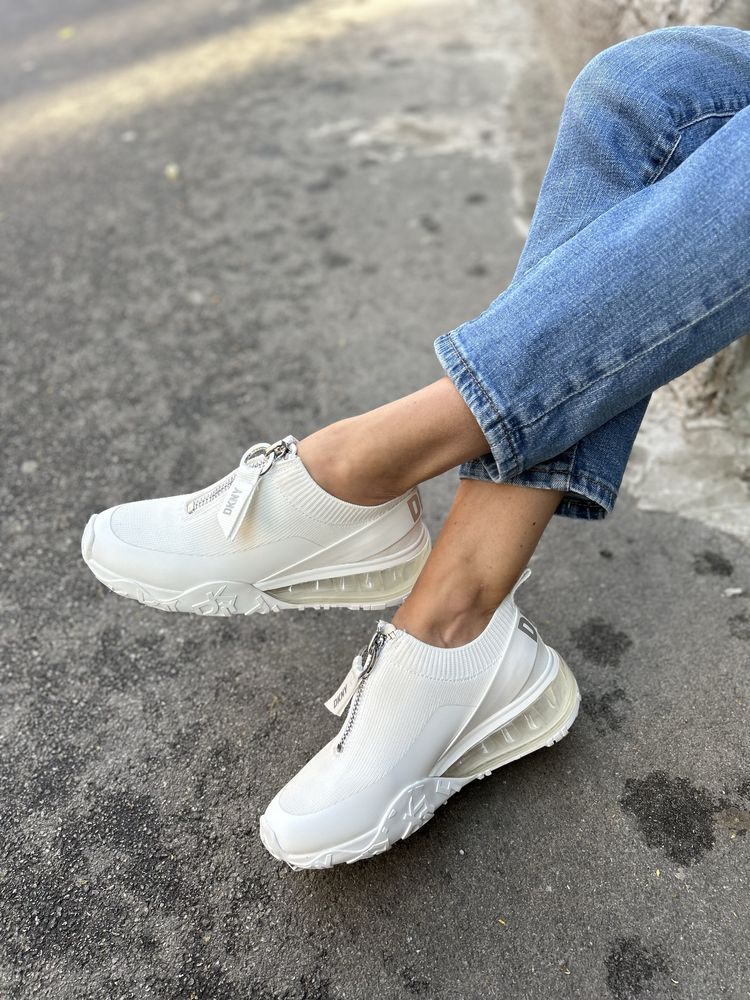 Кросівки DKNY 36  38,5-39