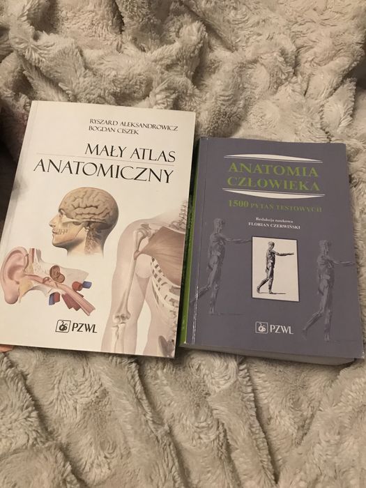 Anatomia człowieka 1500 pytań testowych pzwl + mały atlas anatomiczny