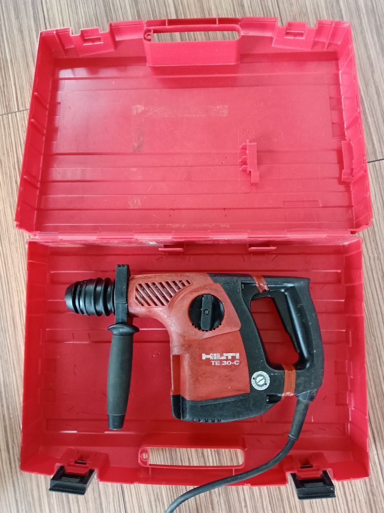 Młotowiertarka Hilti te 30 C AWR.