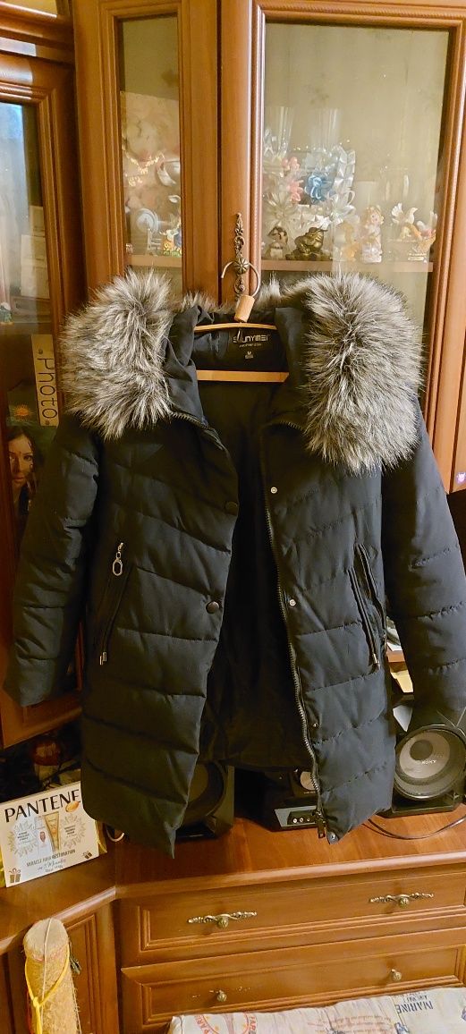 Зимняя женская куртка.