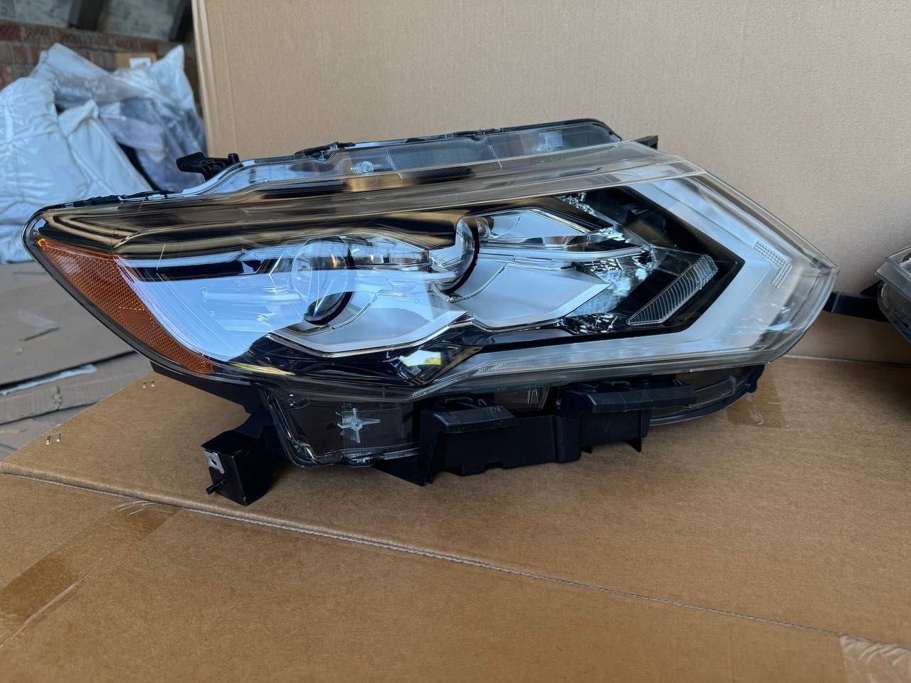 Фара Фары Full Led Nissan Rogue 2017-2020