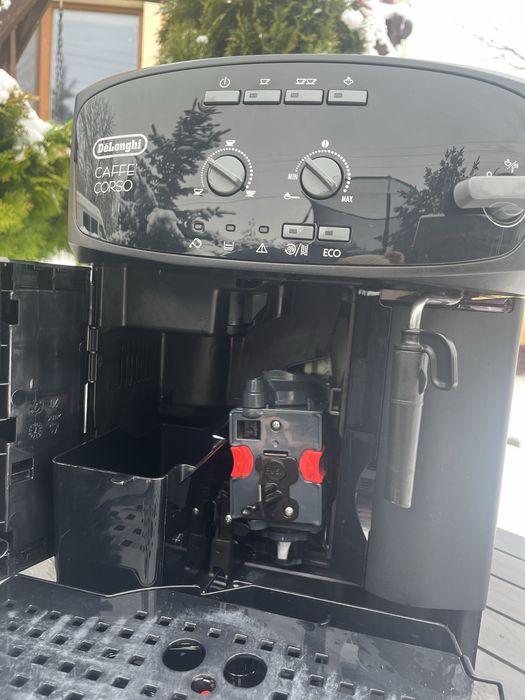 Кавомашина Delonghi Caffe Corso гарантія 2020 рік 7 місяць