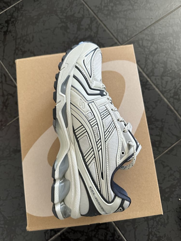 Asics Gel-Kayano 14