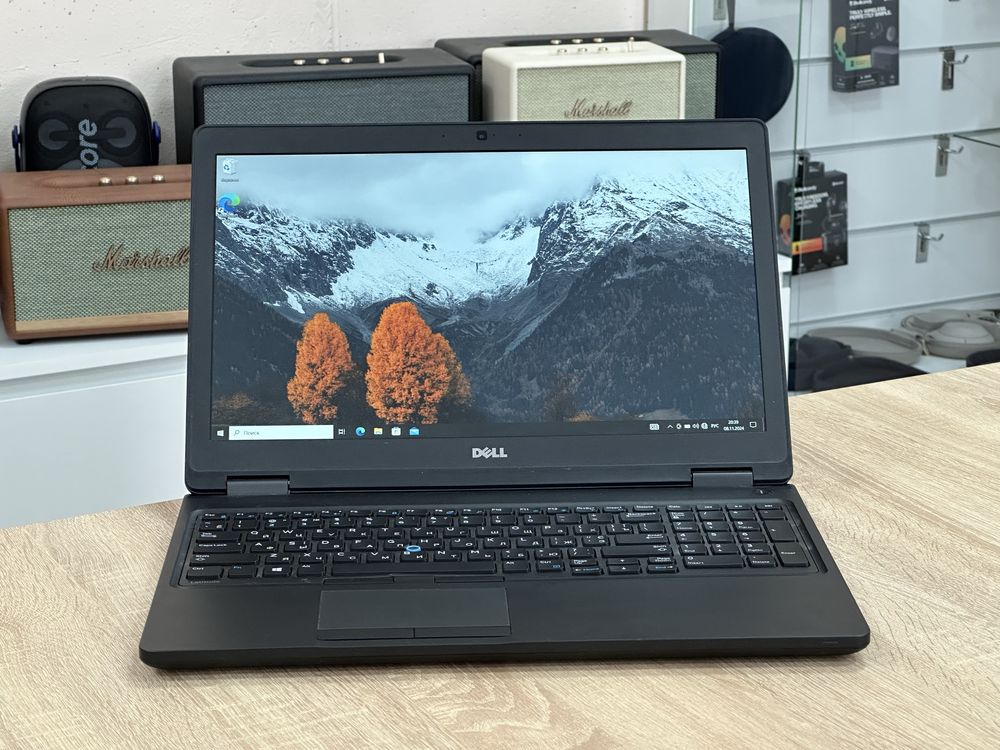 Ноутбук Dell Latitude 5580 i5-6300 8/256gb ShopusCenter
