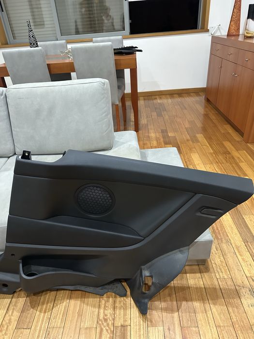Quartelas Traseiras em Pele Opel Astra H GTC
