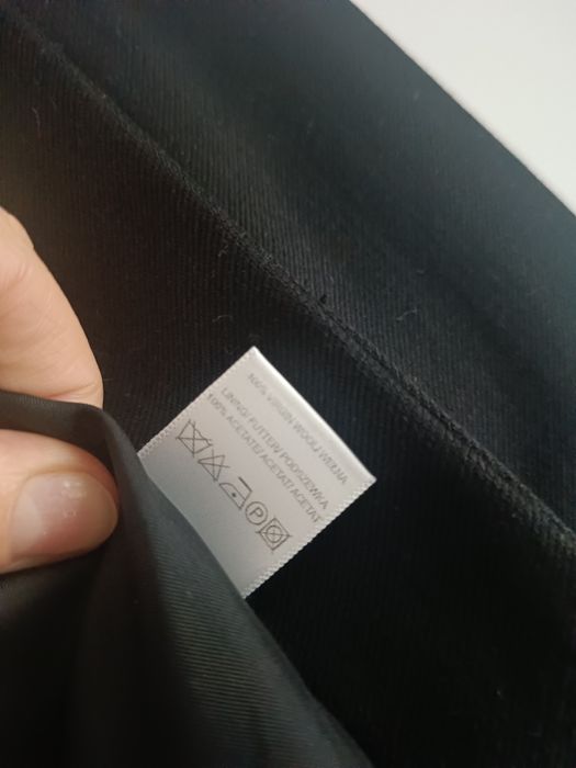 Wełniana czarna marynarka Simple rozmiar XS