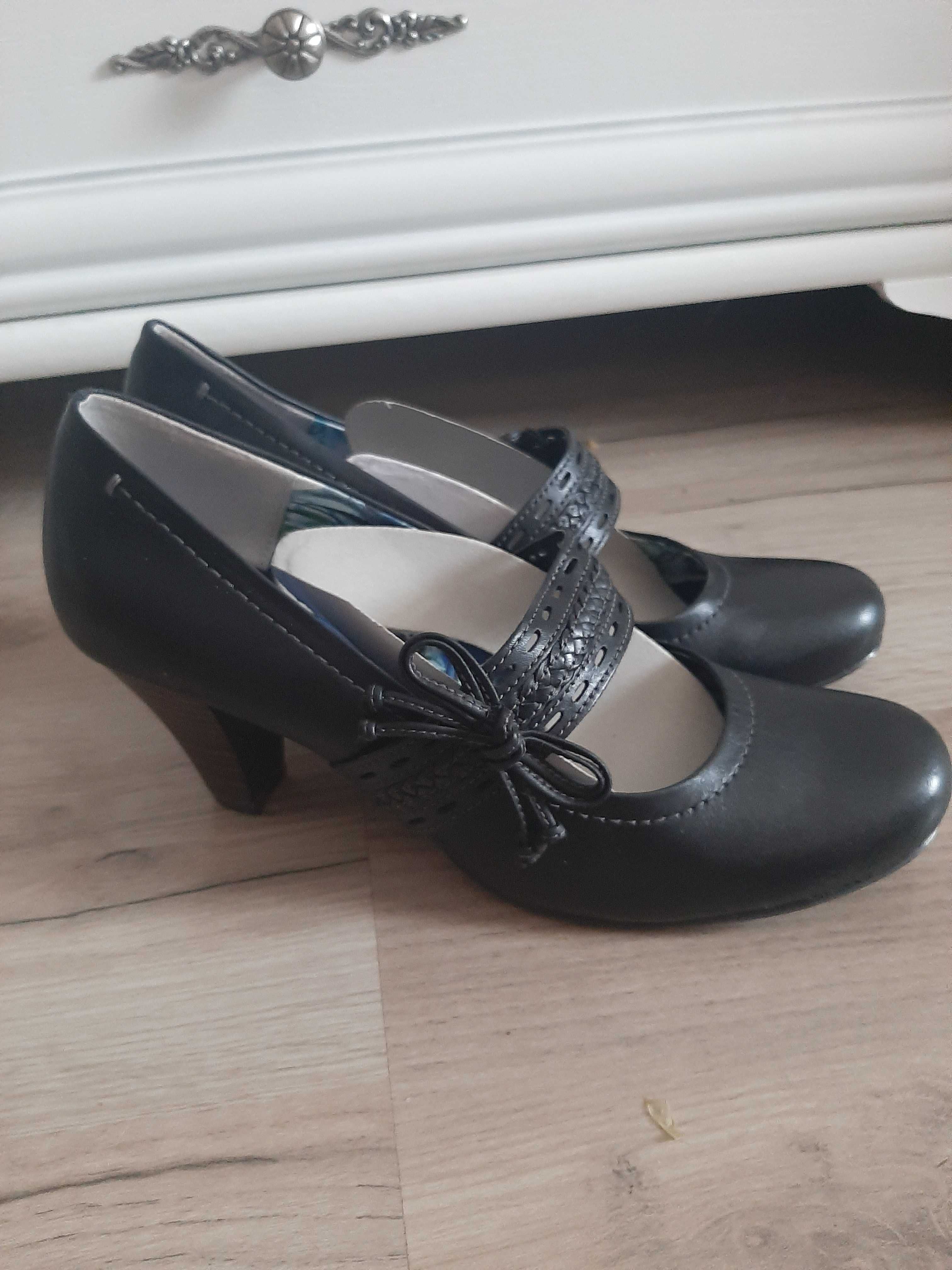 Buty wiosenne Marco Tozzi