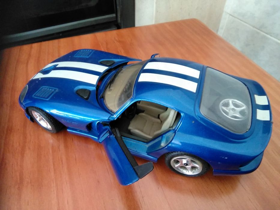 Burago - Dodge Viper GTS