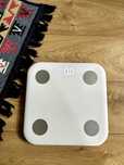 Inteligentna waga łazienkowa Xiaomi Mi Body Composition Scale