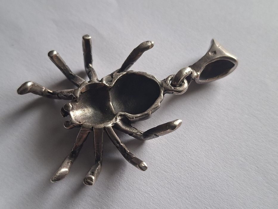 Stary srebrny duży  pająk  zawieszka wisior srebro PRL