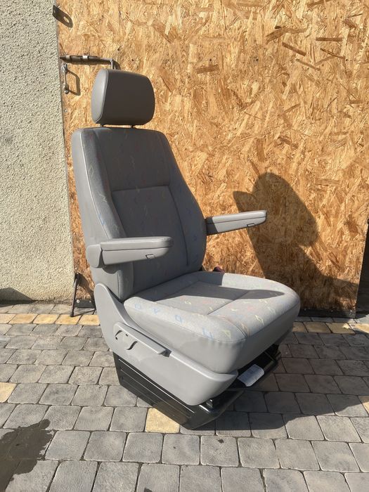 VW T5 Т5 Transporter сидіння пасажирське одинарне з підлокітниками