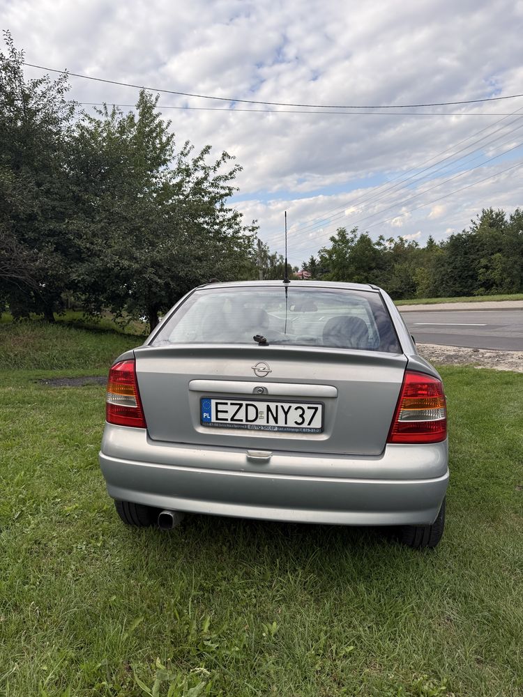 Astra g 2.0 136KM sprawna klima niski przebieg
