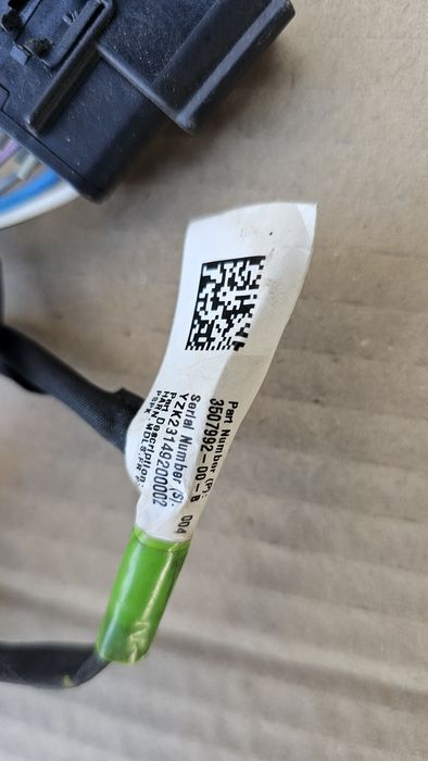 Проводка переднього бапмера Tesla model S 21+ plaid