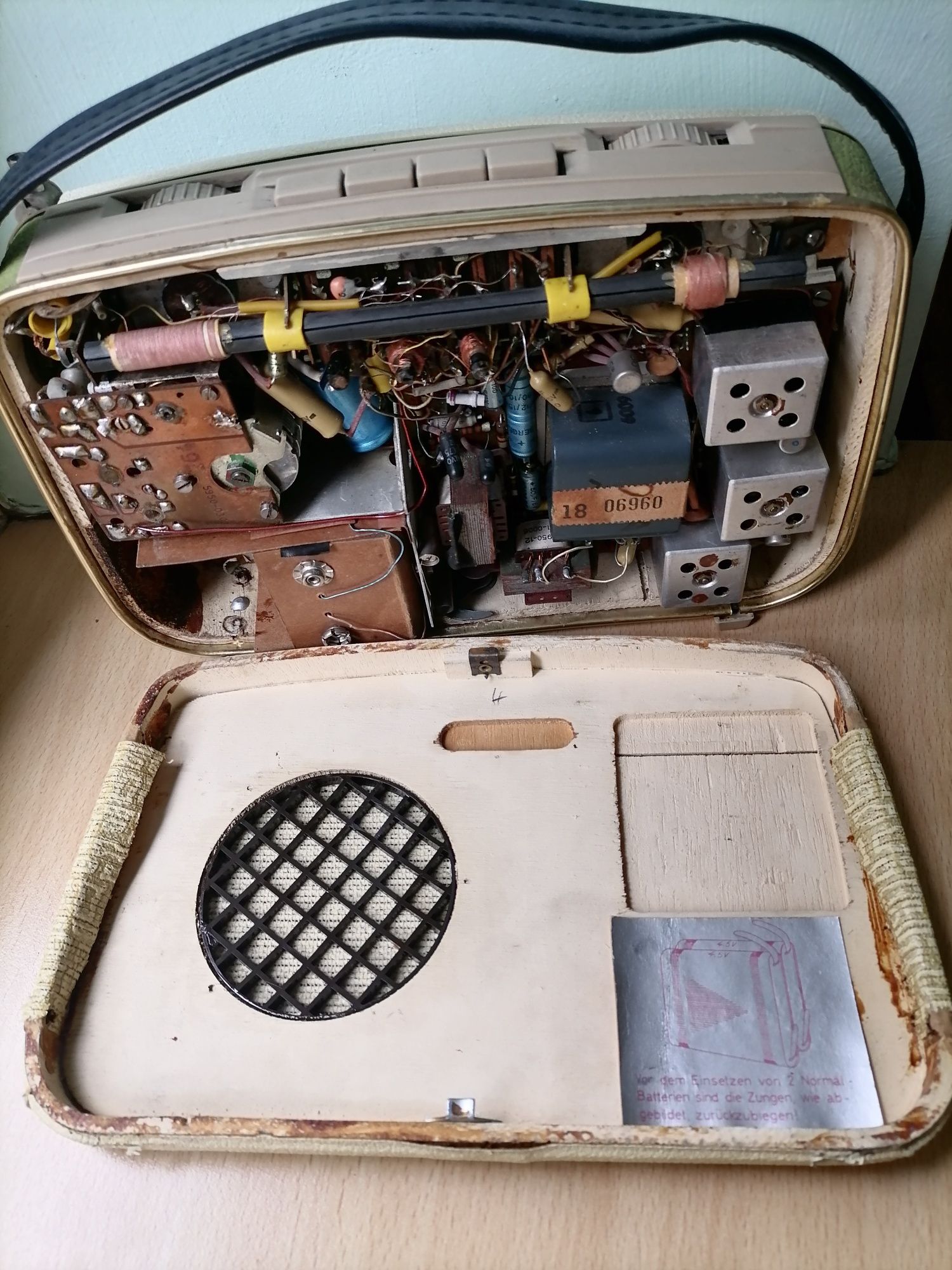 Stare radio tranzystorowe z lat 60 tych