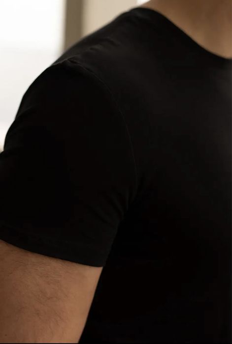 Футболка COOLMAX з вишивкою герб, чорна