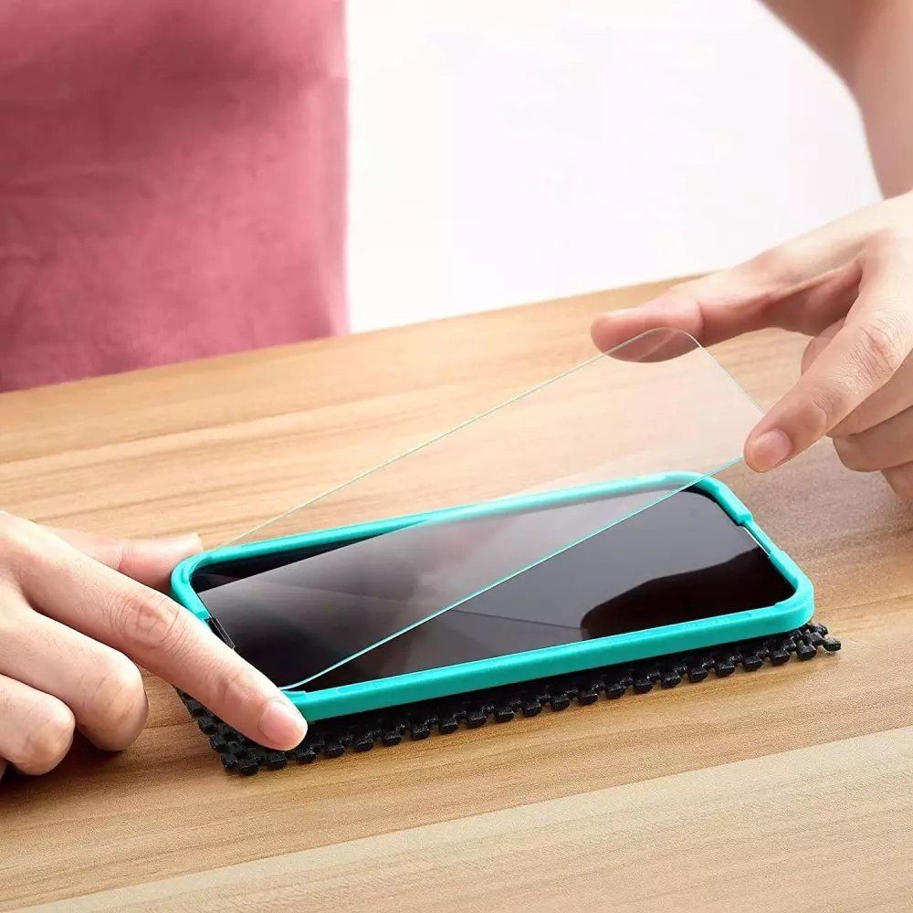 Szkło hartowane ESR Screen Shield do Apple iPhone 14 Pro Clear