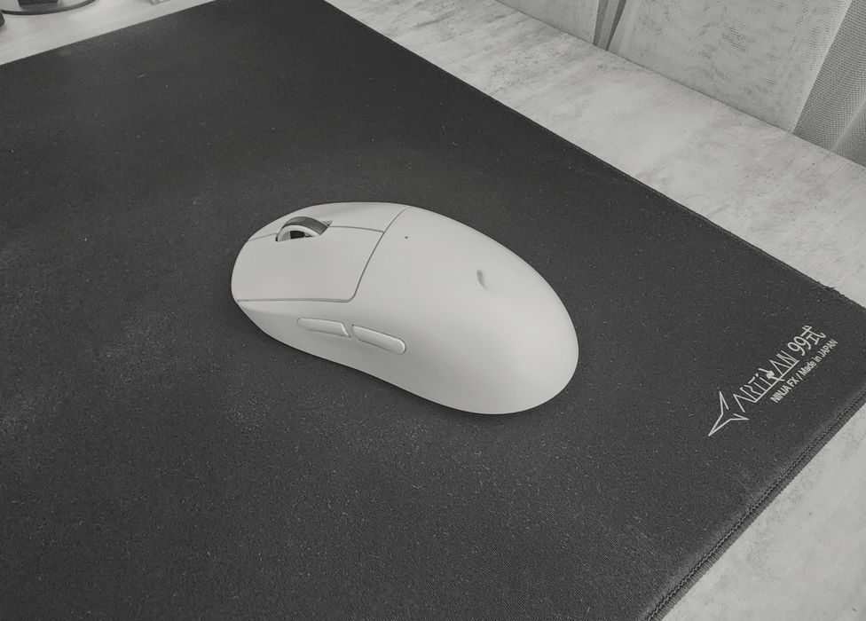 Logitech Superlight 1